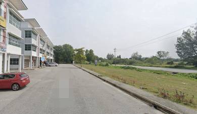 Facing Main Road Lahat