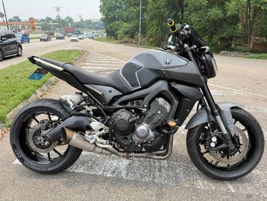 Used Yamaha Mt09 (V1) , Full Loan , Mid Year Promo