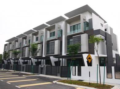 BATU CAVES 3 storey SUPERLINK HOUSE ✅ 3500 sf ✅ 5 ROOMS LIKE A SEMI-D