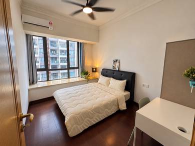Budget Room for Rent at R&F