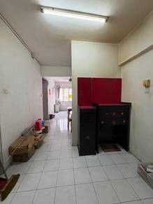 Apartment 2nd Floor Impian Indah Balakong, Amerin Mall, C180 Cheras