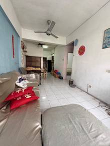 Apartment 2nd Floor Impian Indah Balakong, Amerin Mall, C180 Cheras