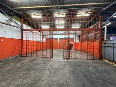 Segambut Warehouse@ Factory With Extra Land@Facing Main Road For Rent