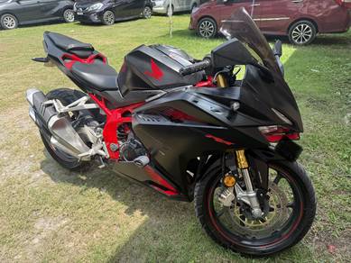 Motor CBR250RR Ingin Dilepaskan