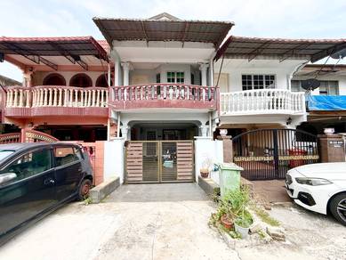 RENOVATED ‼️ 2 Storey Terrace, PJS 4 Taman Medan, Petaling Jaya