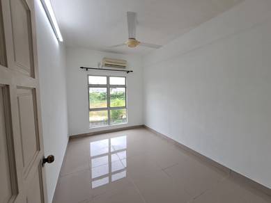 Nilai Santalia For Rent, 3room 1st Floor Partly Furnished, Aircond