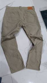 Levis 514