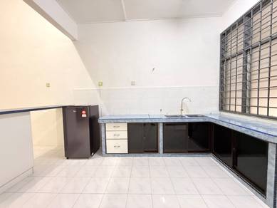 1-Storey fully furnished house for rent.at kuantan town area