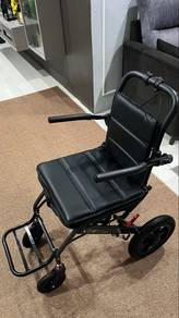 Kerusi Roda Lipat Ringan 9KG