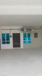 Rumah Untuk Di Sewa Ledaya, Iringan Bayu