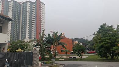 GOMBAK TMN SELASEH ( FASA 1 ) RUMAH 2 TKT Utk Di jual