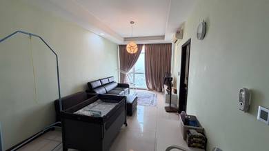 Paragon residence straits view 2 bedrooms 2 bathrooms fully furnished