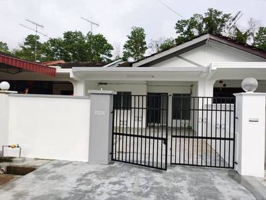 RUMAH UNTUK DISEWA ( Taman putri kulai )