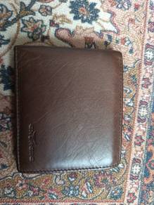 Extreme leather wallet