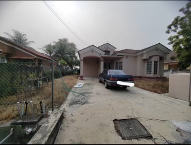 Banglo Setingkat Taman Sepang Putra, Sg Pelek