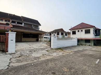Taman Kolam Air JB End Lot Double Storey Terrace 5KM CIQ