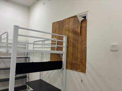 Small room without air-cond & car park at Pearl Point Condo for Rent