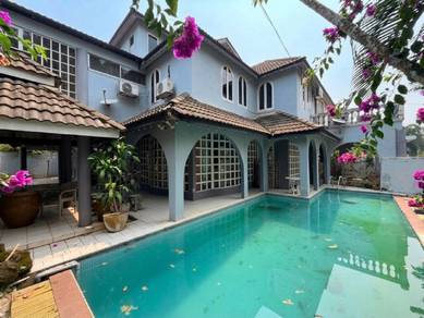 CORNER LOT 2.5 Storey Bungalow with Swimming Pool, Taman Melawati, KL