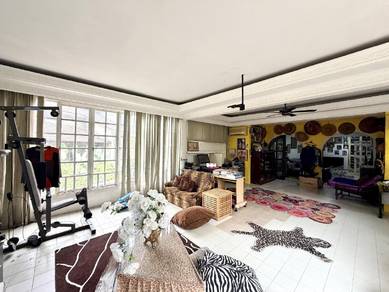 CORNER LOT 2.5 Storey Bungalow with Swimming Pool, Taman Melawati, KL