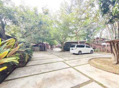 Resort Tepi Sungai JANDA BAIK 2.68 EKAR Bentong 6 VILLA