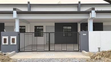 Single Storey Terrace Intermediate at Sagah Heights Moyan For Sale