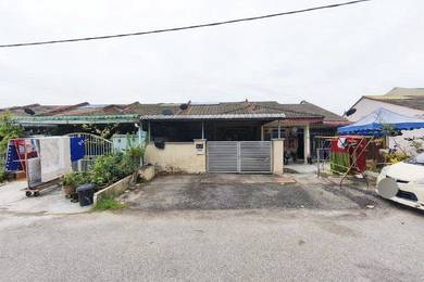 Jalan Teratai Bukit Beruntung Single Storey Facing Open