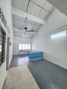 SEREMBAN Blossom Single Storey 22 x 80 walking distance to Foodcourt