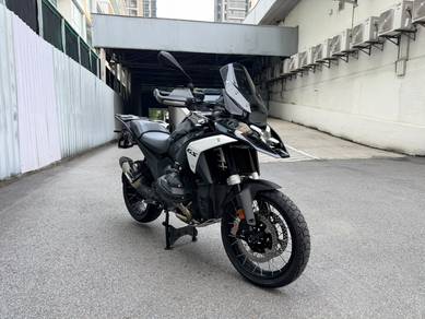 2025 BMW R1300GS Triple Black - Original CBU Unit