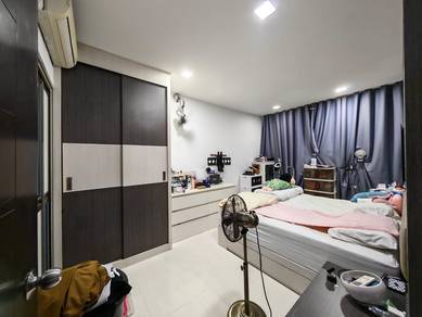 Full loan kipark apartment pool view corner cash bck fully renovated‼️