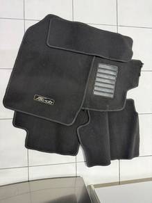 Ford Fiesta 2012 Floor Mats – 2 Sets