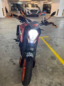200 Duke