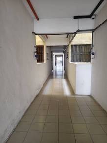 Low entry Apartment Selesa, Kajang