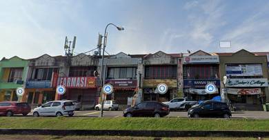 Bandar Tun Hussein Onn 2sty Corner Shop L/A 2350sf facing mainroad