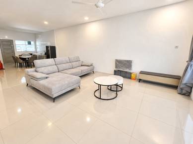 City Garden - Double Storey Corner House @ La Promenade