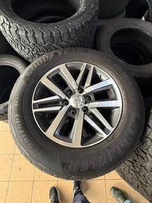 Toyota Hilux Original Rim + Goodyear Tyres