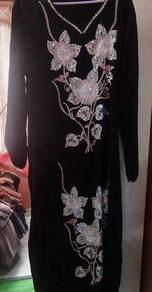 jubah hitam