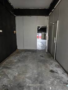 Shophouse di Taman Rakyat Mergong berhadapan Jalan Utama untuk disewa