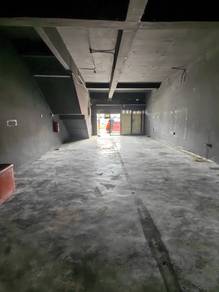 Shophouse di Taman Rakyat Mergong berhadapan Jalan Utama untuk disewa