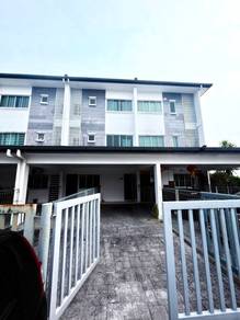 Oxford Avenue Townhouse ❣️ Upper Unit