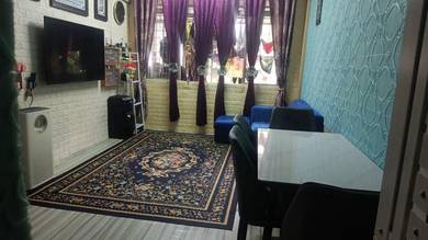 (👍👍👍 Must-Buy 👍👍👍) Tingkat 1 Flat Taman Inderawasih @ Perai