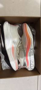 xtep v02max
