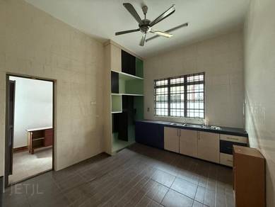 Taman Saga Klang Double Storey Semi D Extended Unit