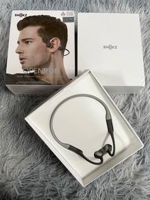 Earfone Untuk Dijual