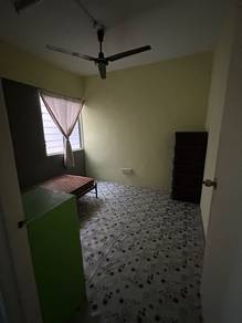 rumah pangsa juru setia