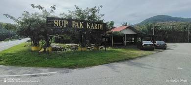 tapak kedai untuk di sewakan... separa lengkap barang meniaga