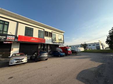 Taman Industri Jaya 2-Storey Shop Near Selesa Jaya / Nusa Bestari)