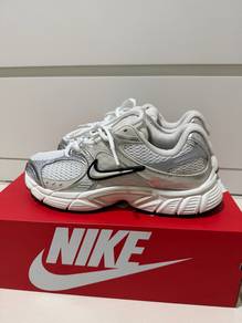 Nike V5 RNR