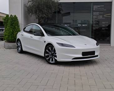 Tesla Model 3 Long Range AWD (2025)