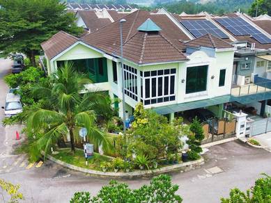 HUGE Double Storey Terrace Corner Lot Section 5, Bandar Mahkota Cheras