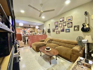 22x75 Single Storey Seksyen 18 Shah Alam